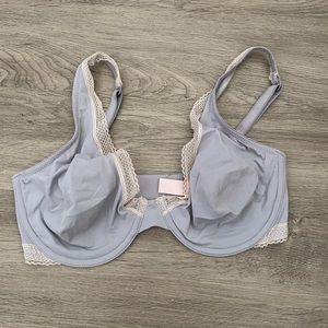 VS Bra​